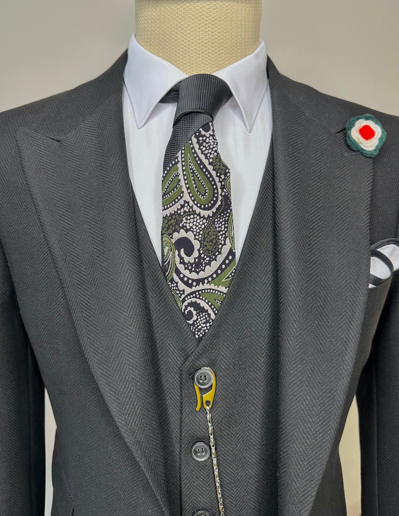 Black Slim-Fit Suit 3-Piece VIOSSI