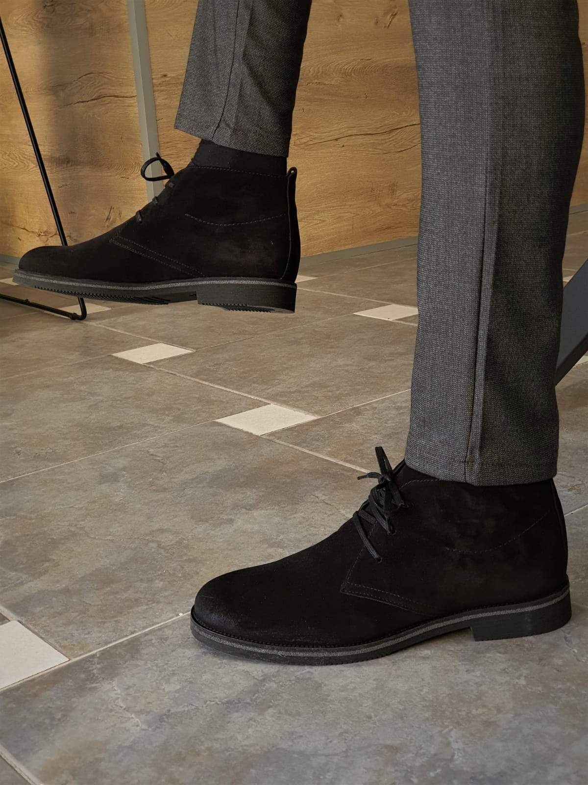 Anchorage Black Suede Chukka Boots - Sophisticated Comfort for Every Occasion