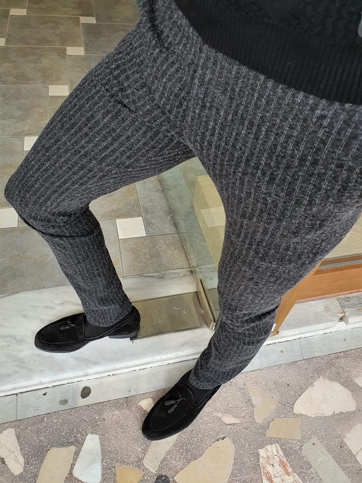 Paruri Black Slim Fit Striped Pants for Versatile Style