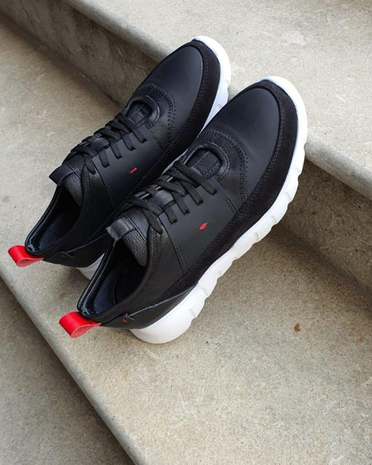 Custer Black Mid-Top Sneakers: Sophisticated Style Meets Ultimate Comfort