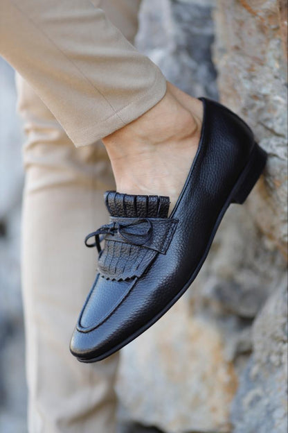 Lawson Black Kilt Loafers for Stylish Sophistication