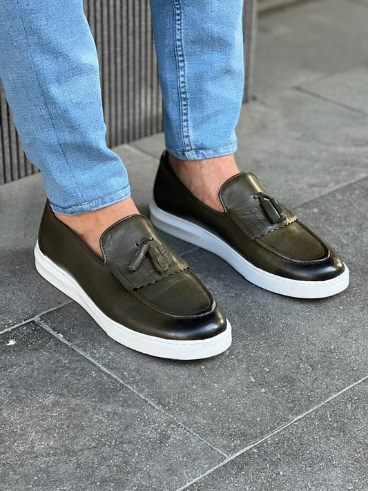 Lawson Khaki Kilt Tassel Loafers - Style Meets Comfort