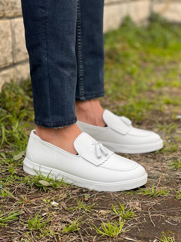 Tampa White Tassel Kilt Loafers for Men