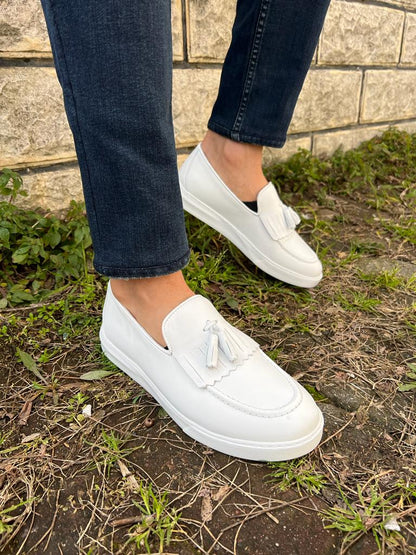 Tampa White Tassel Kilt Loafers for Men