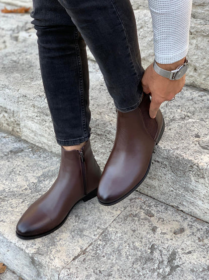 Mantoni Brown Leather Chelsea Boots - Sophisticated Comfort for Every Occasion