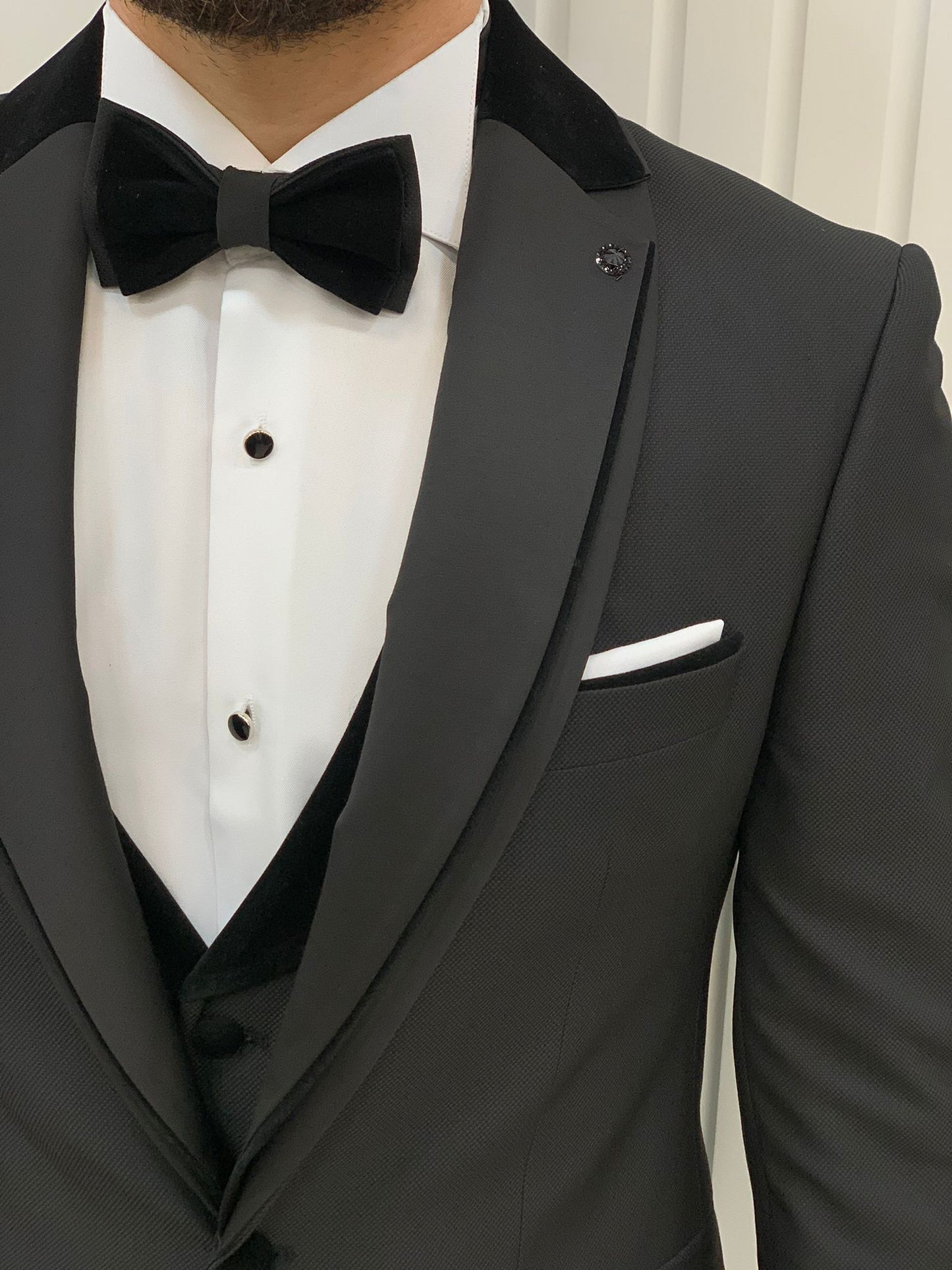 Glendale Black Slim Fit Velvet Satin Shawl Lapel Tuxedo