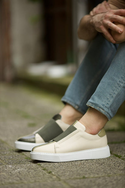 Vince Eva Sole Beige Sneakers: Sophisticated Comfort for Every Occasion