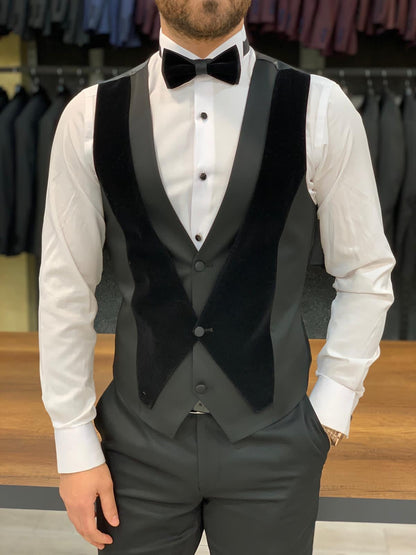 Keene Black Velvet Peak Lapel Tuxedo - The Pinnacle of Formal Elegance