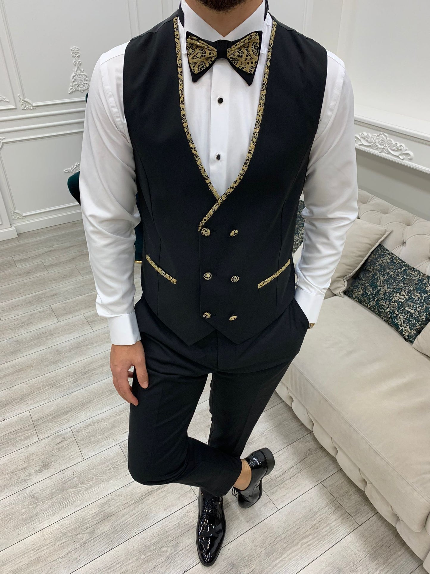 Caesar Golden Slim Fit Peak Lapel Floral Patterned Tuxedo