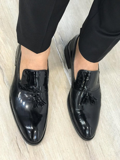 Ferrar Shine Black Loafer - Elegant Leather Footwear for Every Occasion