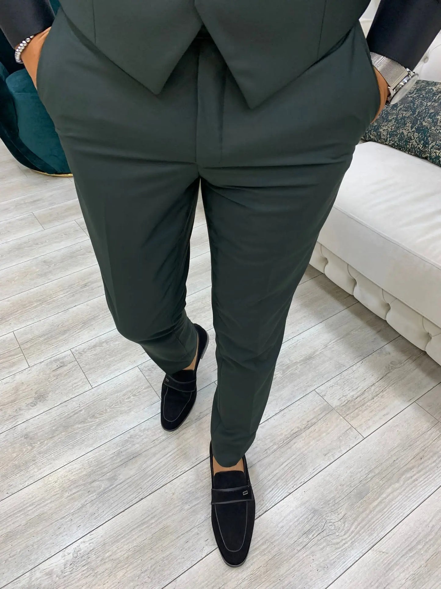 Eros Green Slim Fit Peak Lapel Suit - Elegant and Versatile BOJONI