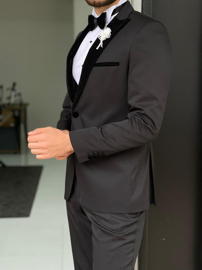 Capel Black Slim Fit Peak Lapel Wool Tuxedo - Elevate Your Formal Wardrobe