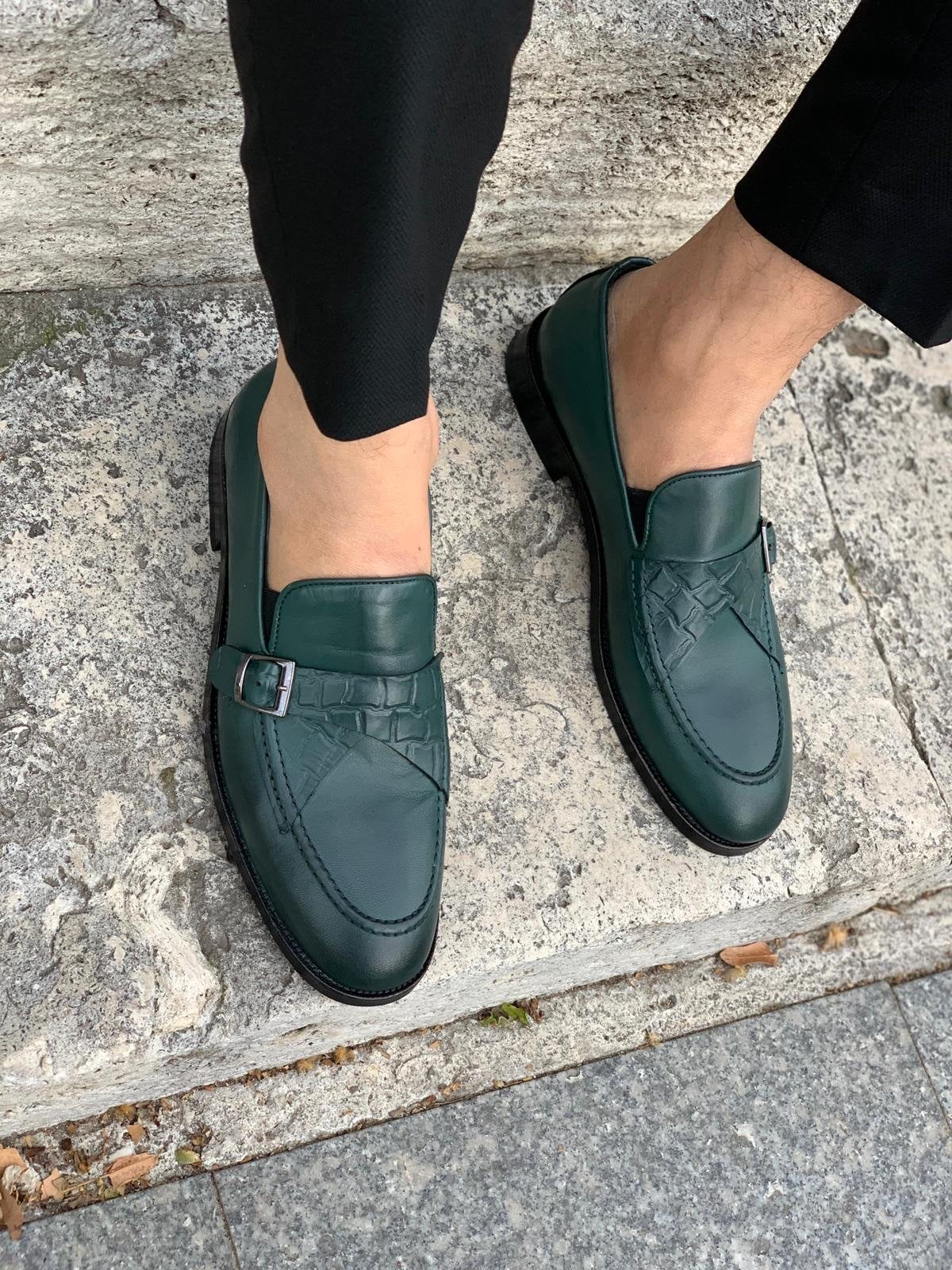 Stanoss Green Buckle Shoes - Timeless Elegance