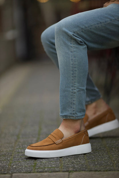 Vince Eva Sole Nubuck Strap Camel Shoes: Stylish Comfort for Every Occasion