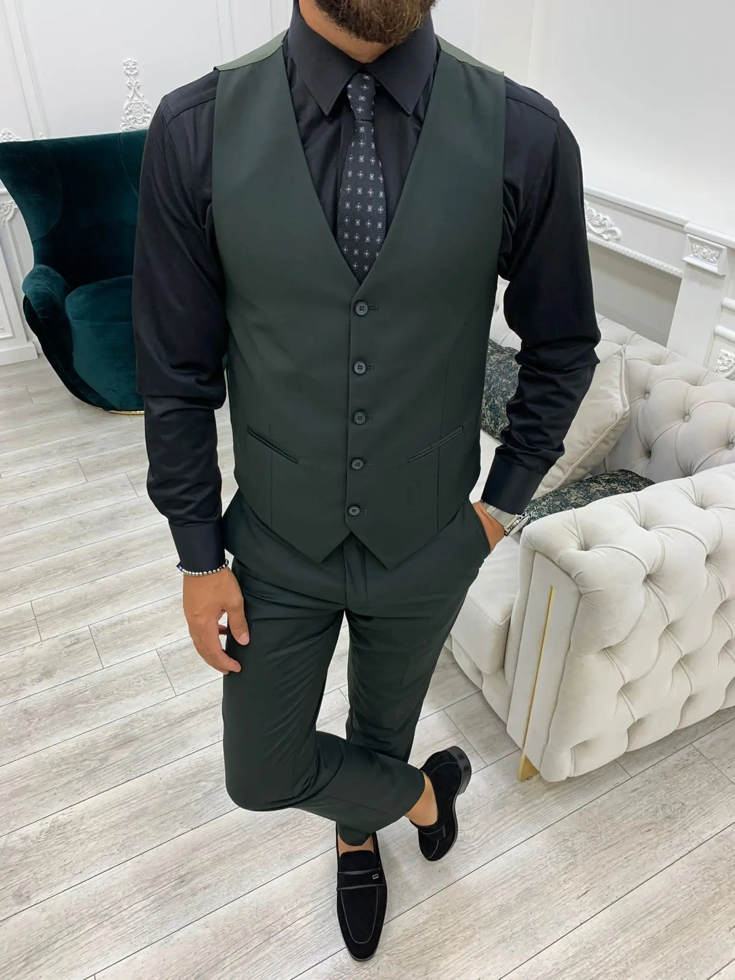 Eros Green Slim Fit Peak Lapel Suit - Elegant and Versatile BOJONI
