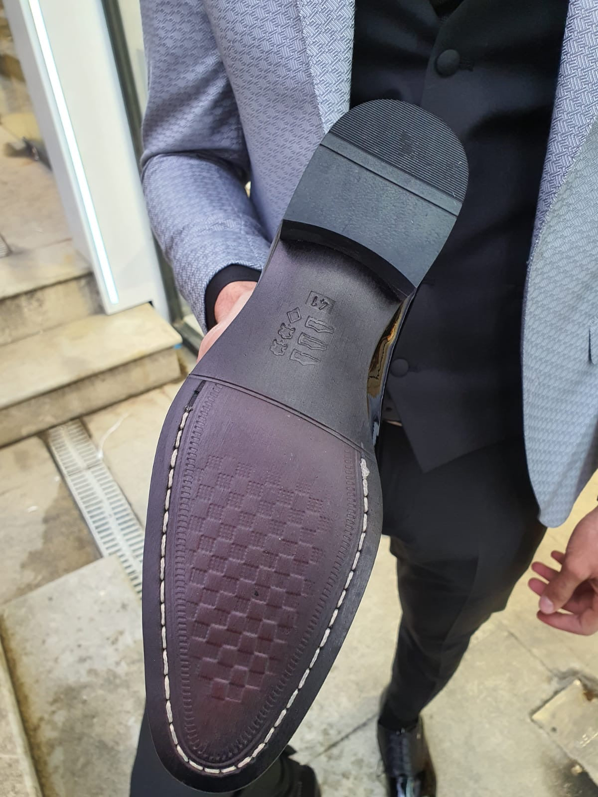 VillaNova Black Laced Oxford - Elegant Patent Leather Shoes