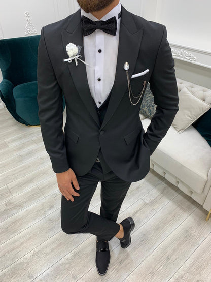 Wilson Black Peak Lapel Tuxedo: Elegance Redefined