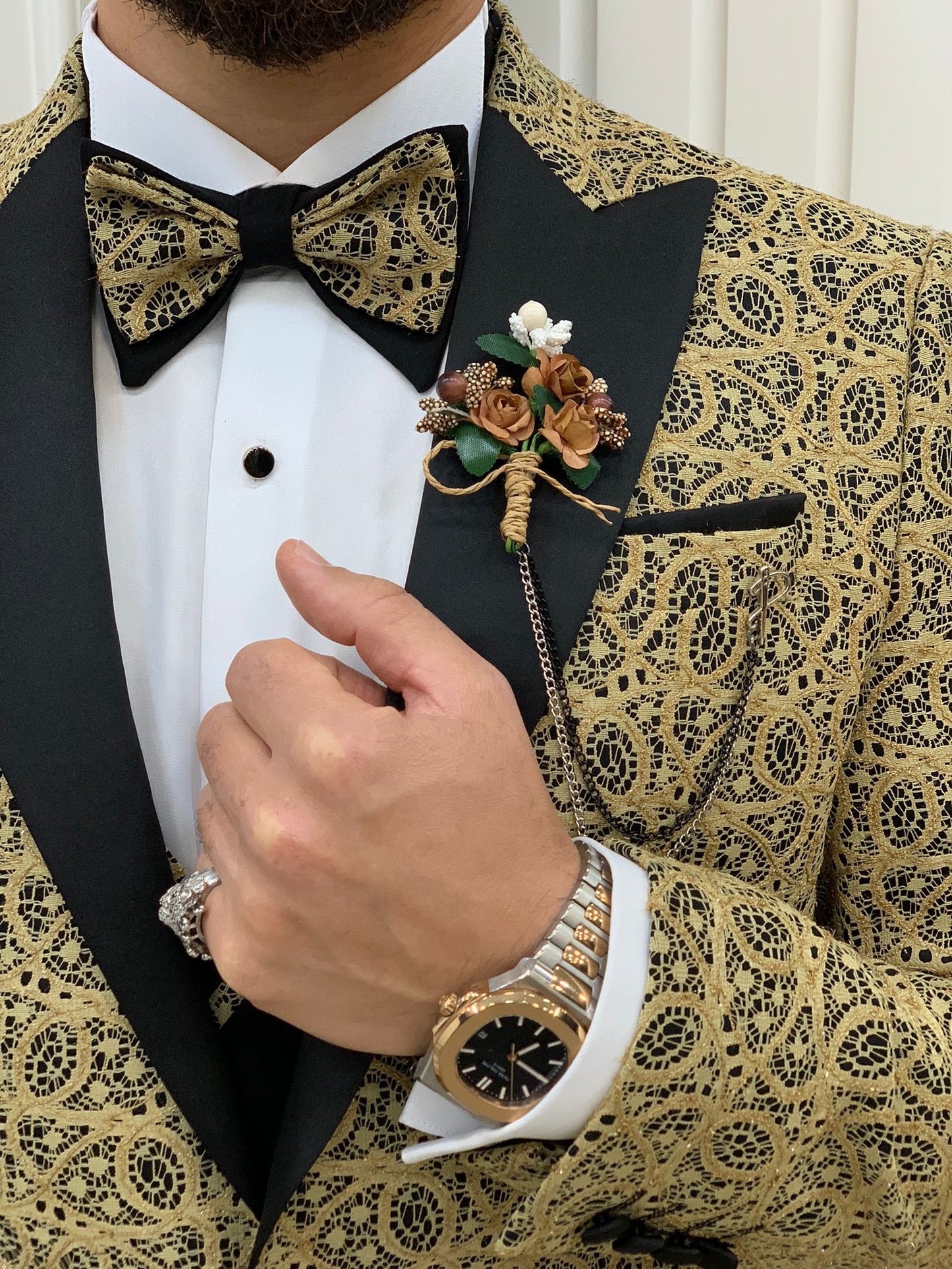 Caesar Golden Slim Fit Peak Lapel Floral Patterned Tuxedo