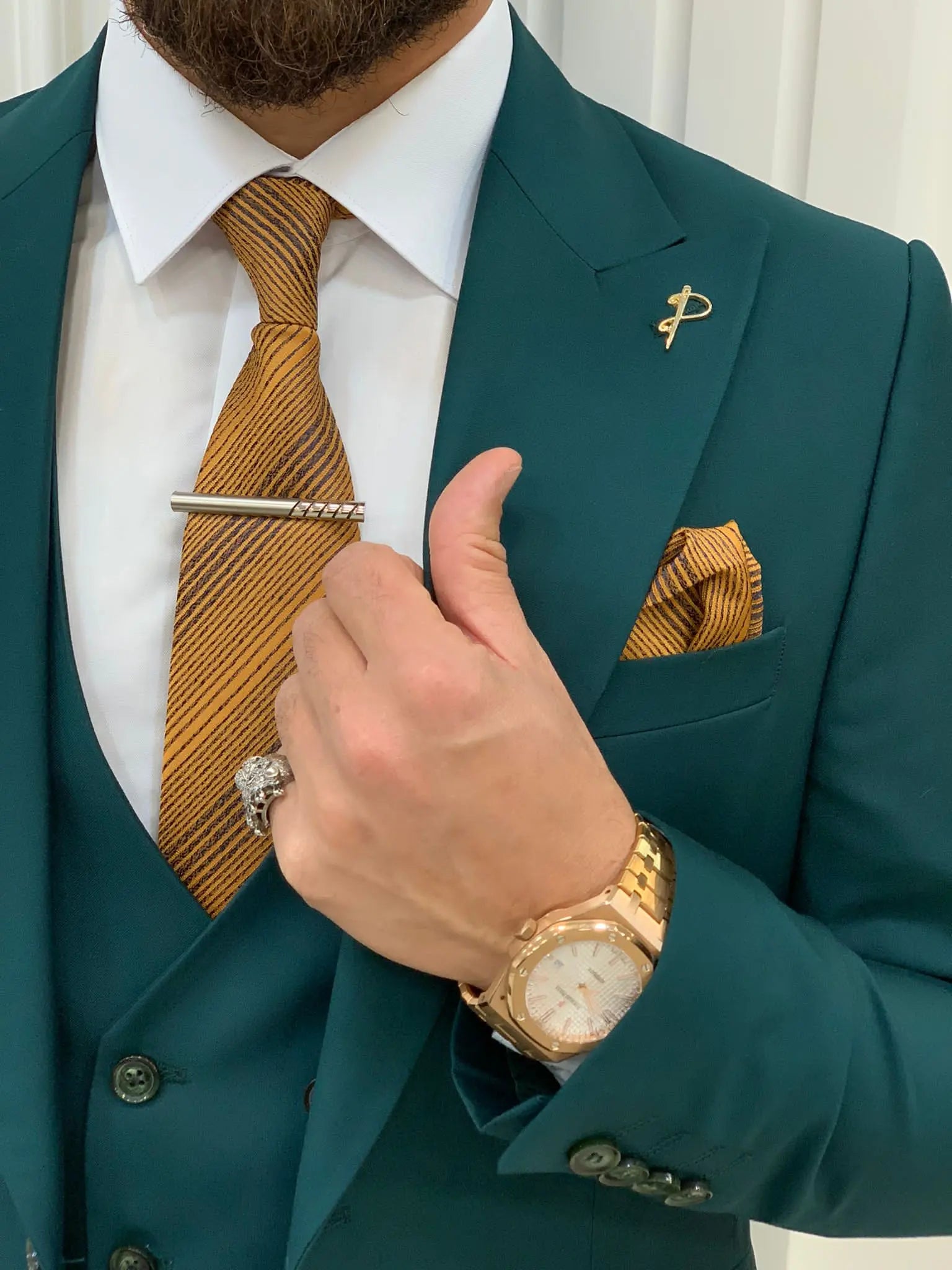 Amato Green Slim Fit Peak Lapel Suit - Versatile Three-Piece Elegance brabion