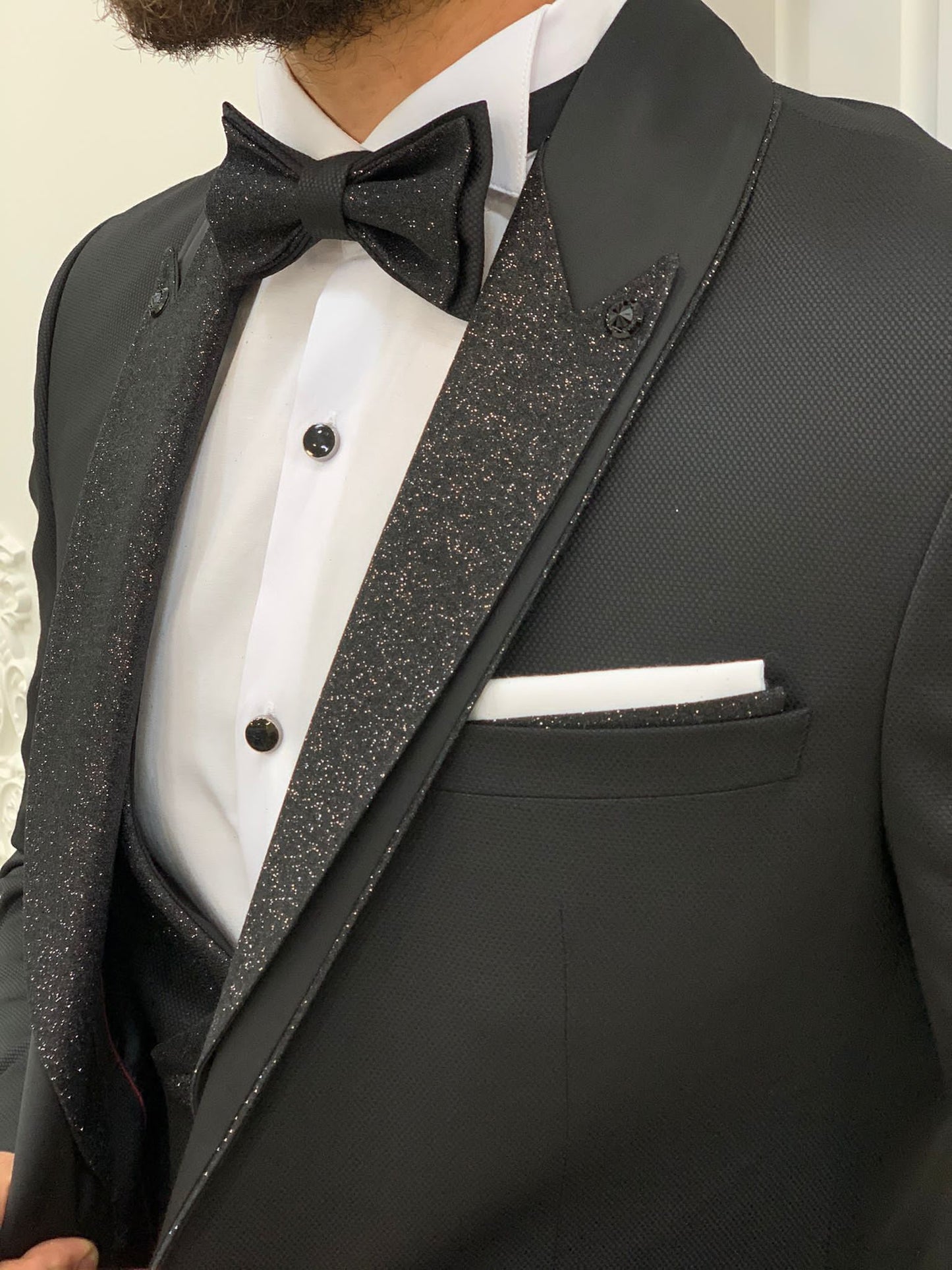 Bethesda Black Shawl Lapel Tuxedo: Timeless Elegance for Formal Occasions
