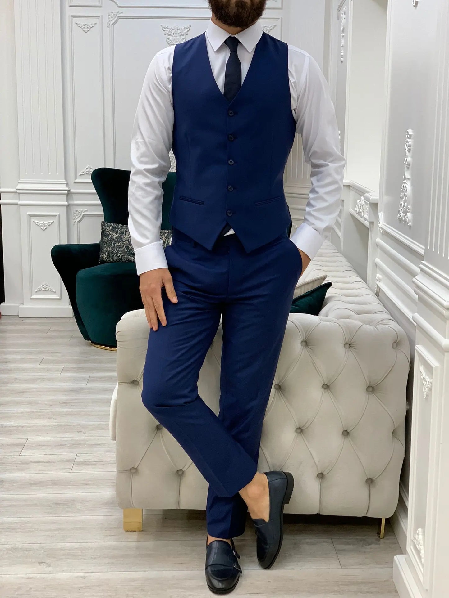 Men's Navy Blue Slim Fit Peak Lapel Suit - The Perfect Choice for Every Occasion BOJONI
