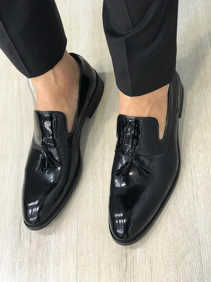 Ferrar Shine Black Loafer - Elegant Leather Footwear for Every Occasion