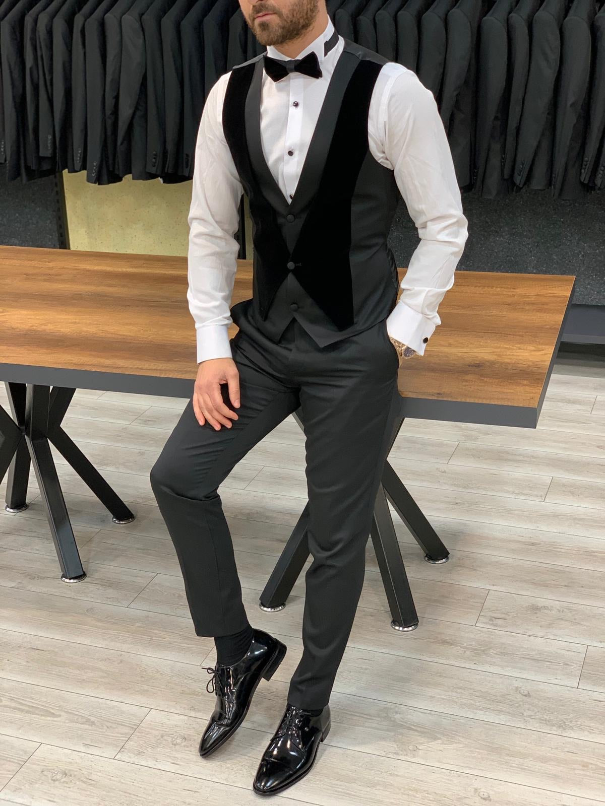 Keene Black Velvet Peak Lapel Tuxedo - The Pinnacle of Formal Elegance