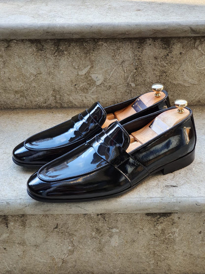 Henderson Black Buckle Loafers - Effortless Elegance