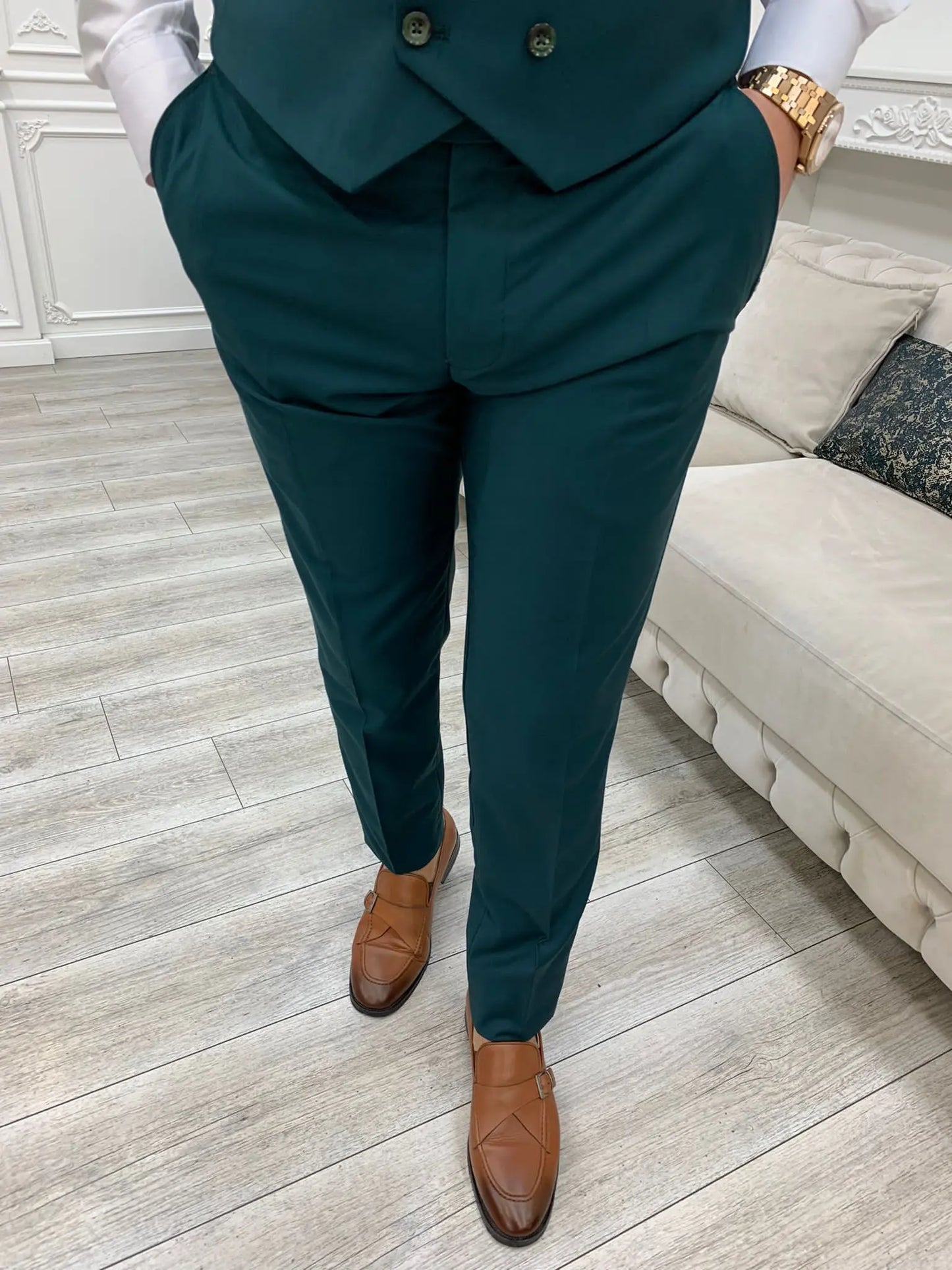 Amato Green Slim Fit Peak Lapel Suit - Versatile Three-Piece Elegance brabion