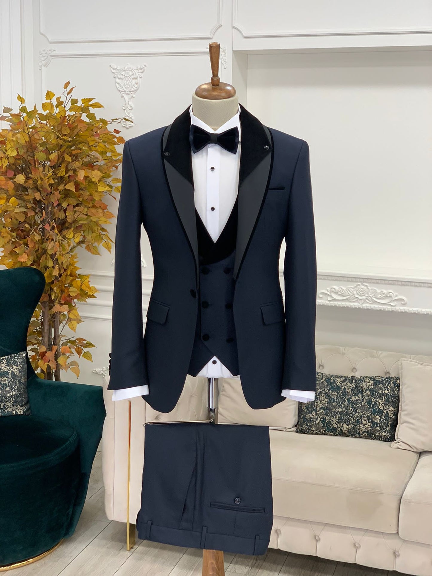 Caesar Navy Blue Slim Fit Velvet Shawl Lapel Tuxedo