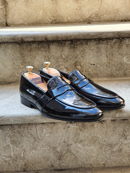Henderson Black Buckle Loafers - Effortless Elegance