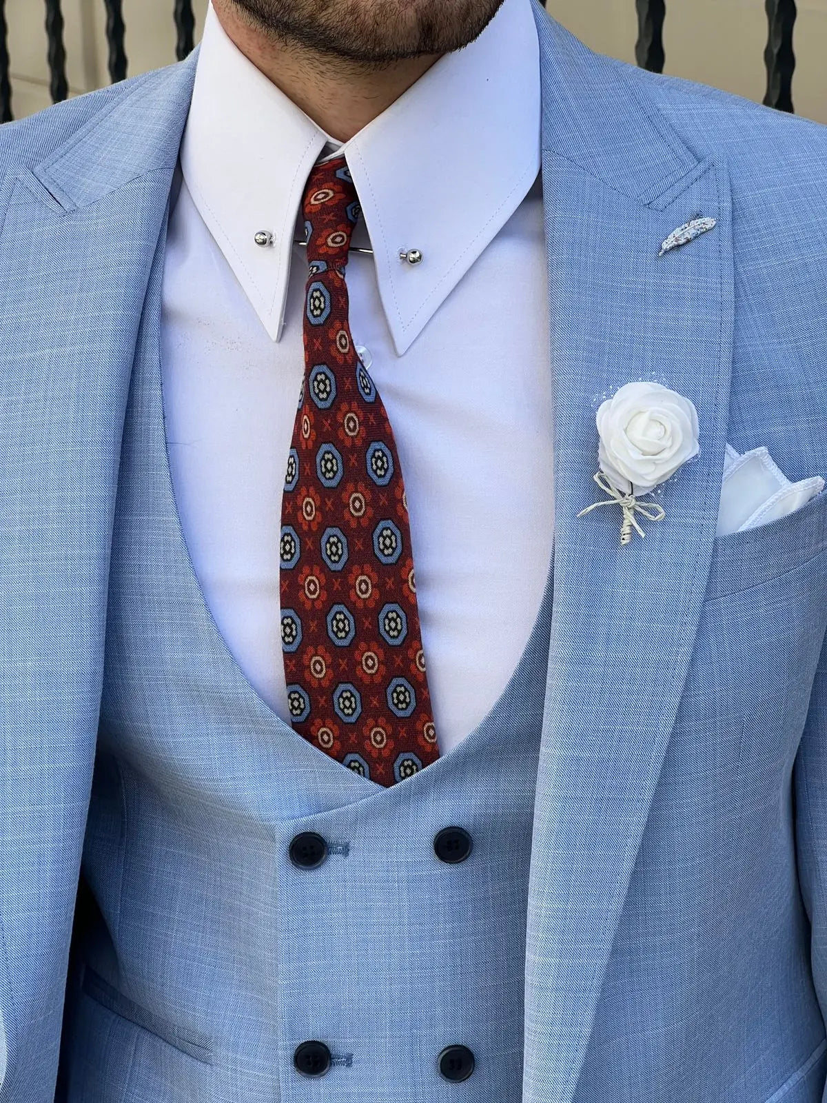 Edmond Sky Blue Slim Fit Peak Lapel Wool Suit: Elegance Redefined BOJONI