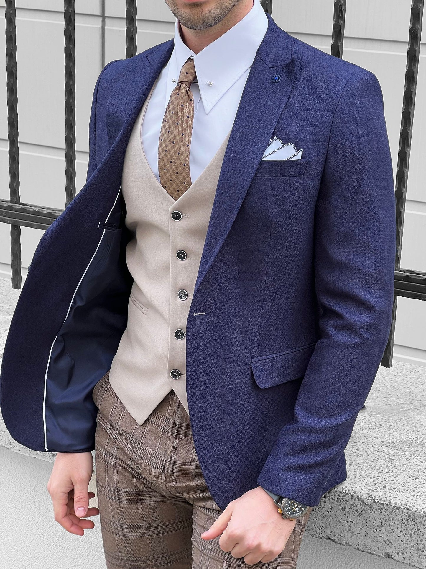 Eros Navy Blue Slim Fit Peak Lapel Wool Blazer