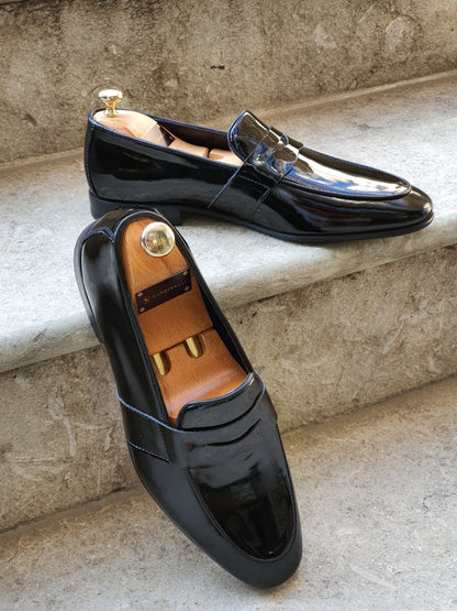 Henderson Black Buckle Loafers - Effortless Elegance