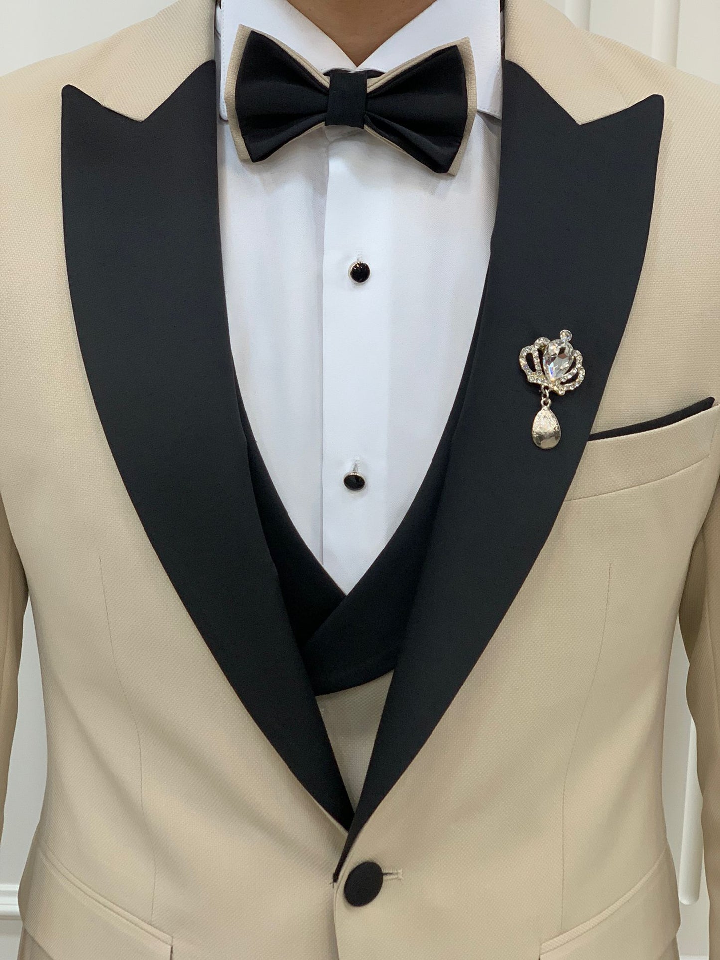 Eden Beige Slim Fit Peak Lapel Tuxedo