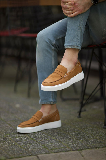 Vince Eva Sole Nubuck Strap Camel Shoes: Stylish Comfort for Every Occasion