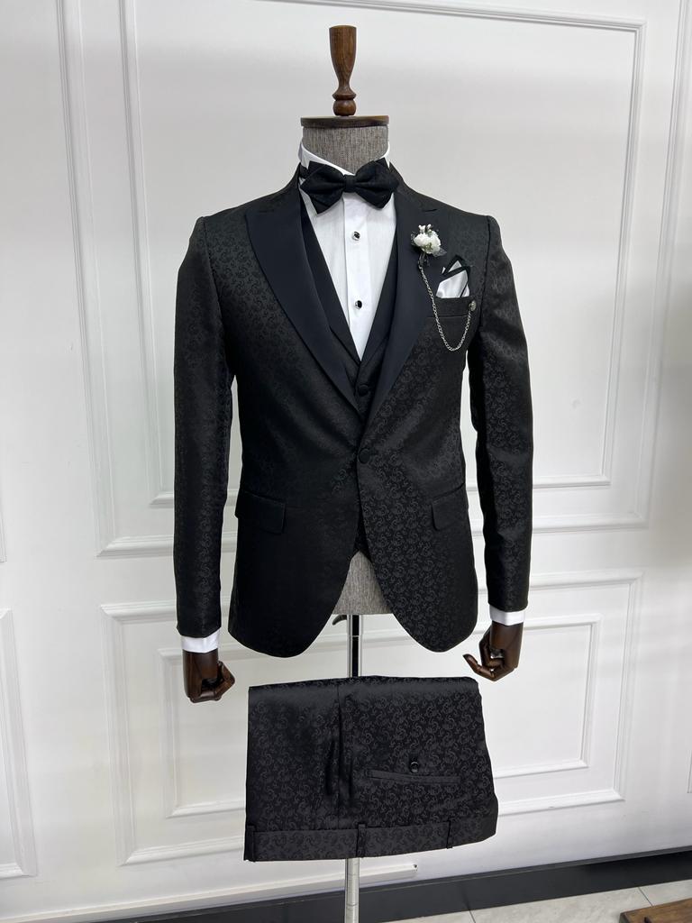 Sorento Black Slim Fit Floral Peak Lapel Tuxedo - Premium Formalwear for Men