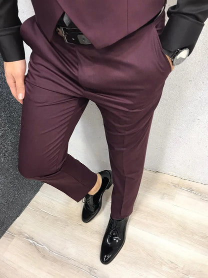 Wanker Burgundy Slim Fit Wool Suit: Elegance Redefined brabion