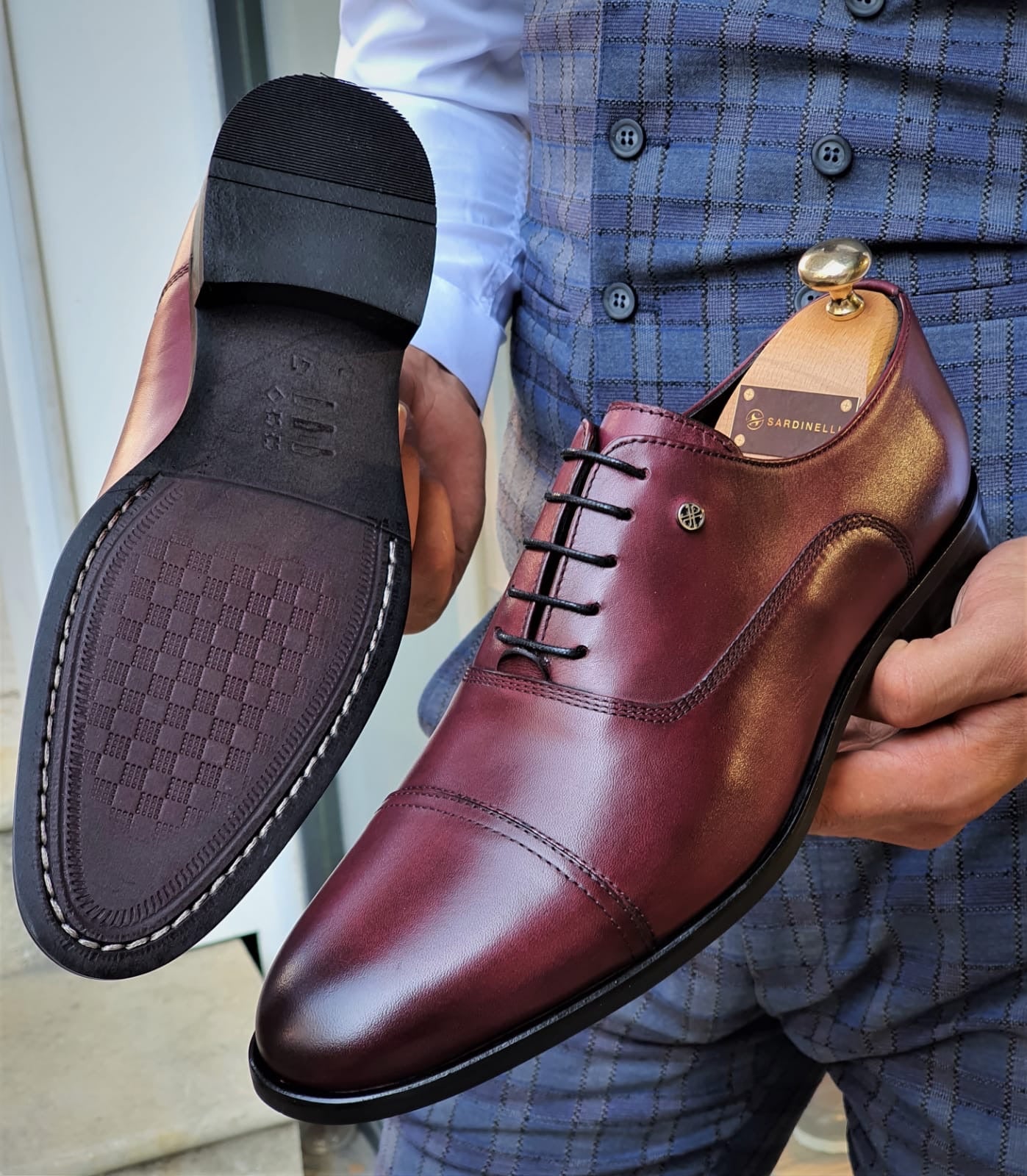 Stefano Burgundy Wholecut Oxfords: The Epitome of Sophisticated Footwear