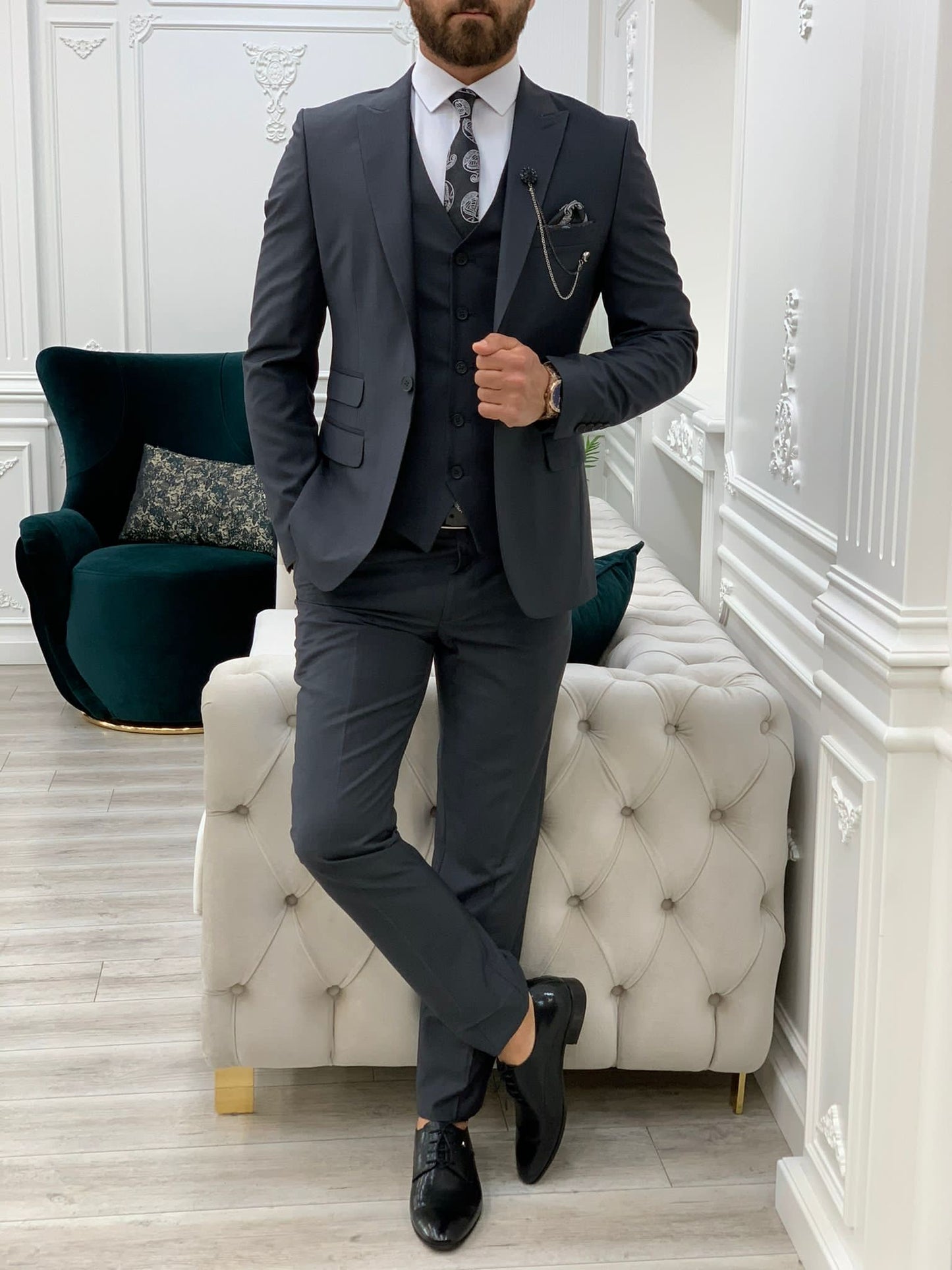 Lance Gray Slim Fit Suit - The Perfect Blend of Style and Comfort