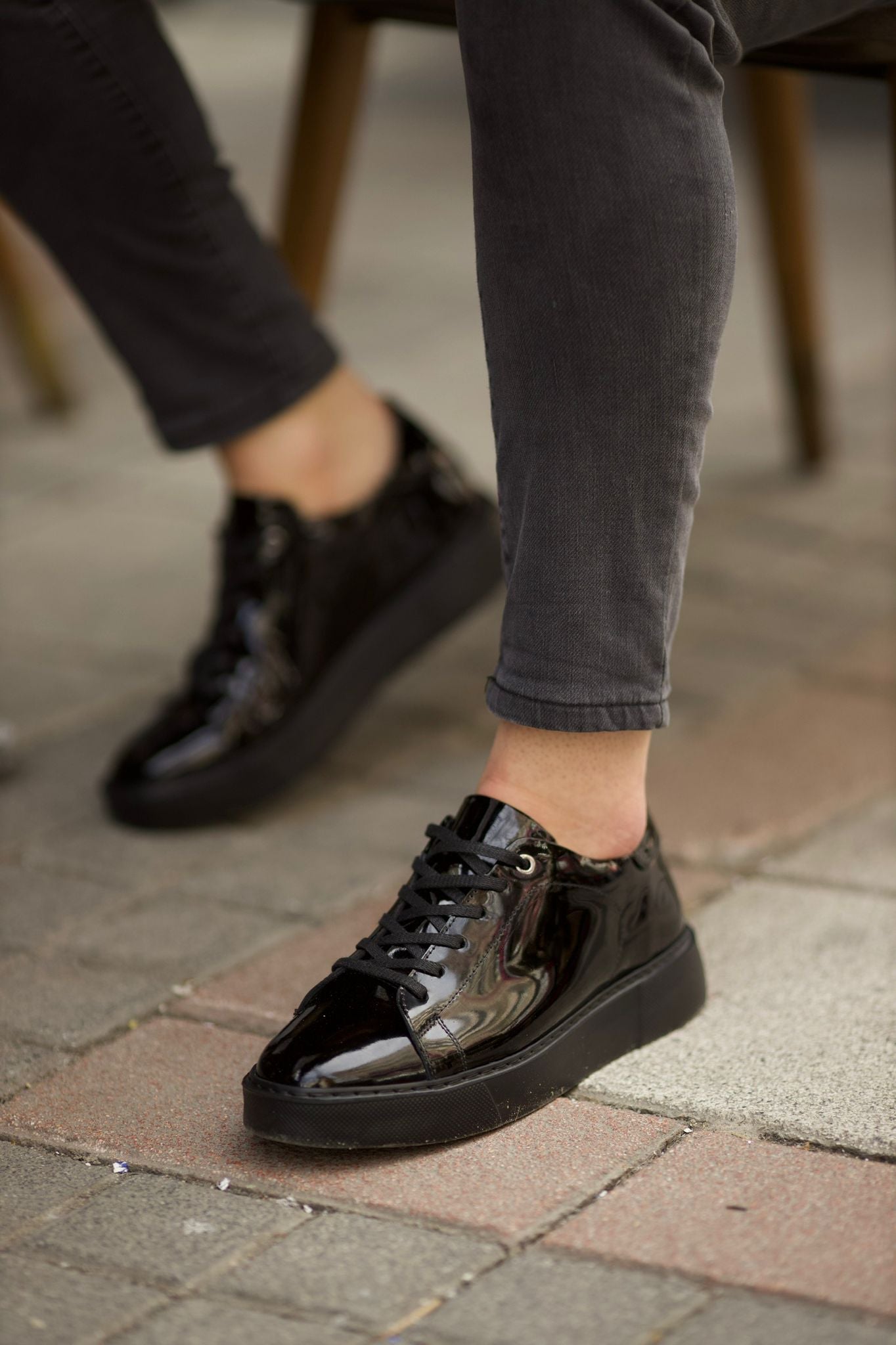 Romeo Eva Sole Glossy Black Leather Sneakers