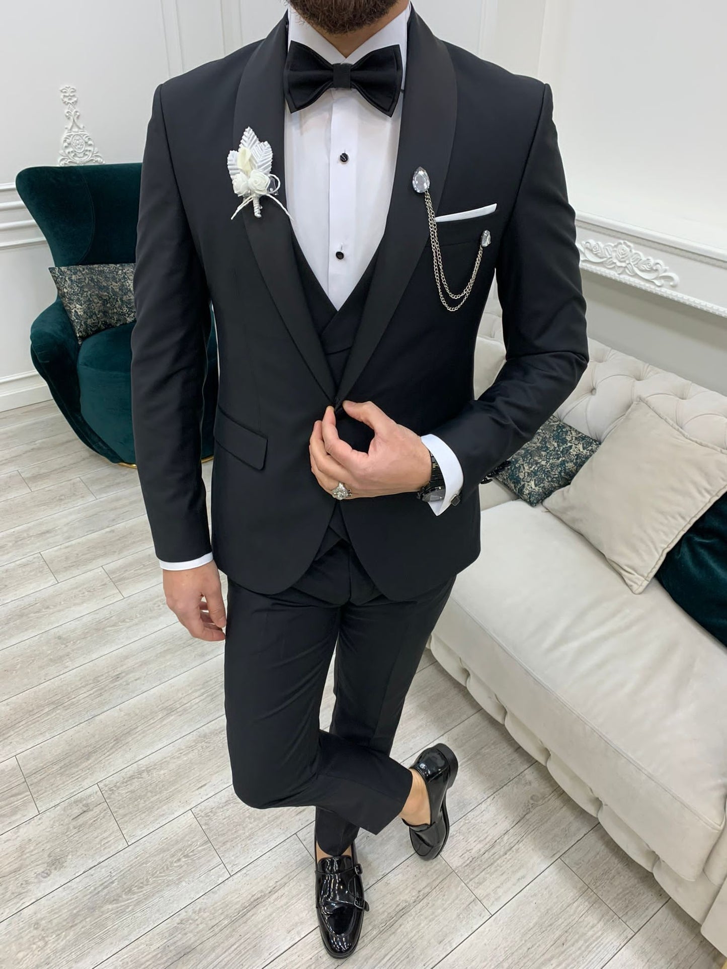 Avion Black Slim Fit Shawl Lapel Tuxedo: The Pinnacle of Formal Elegance