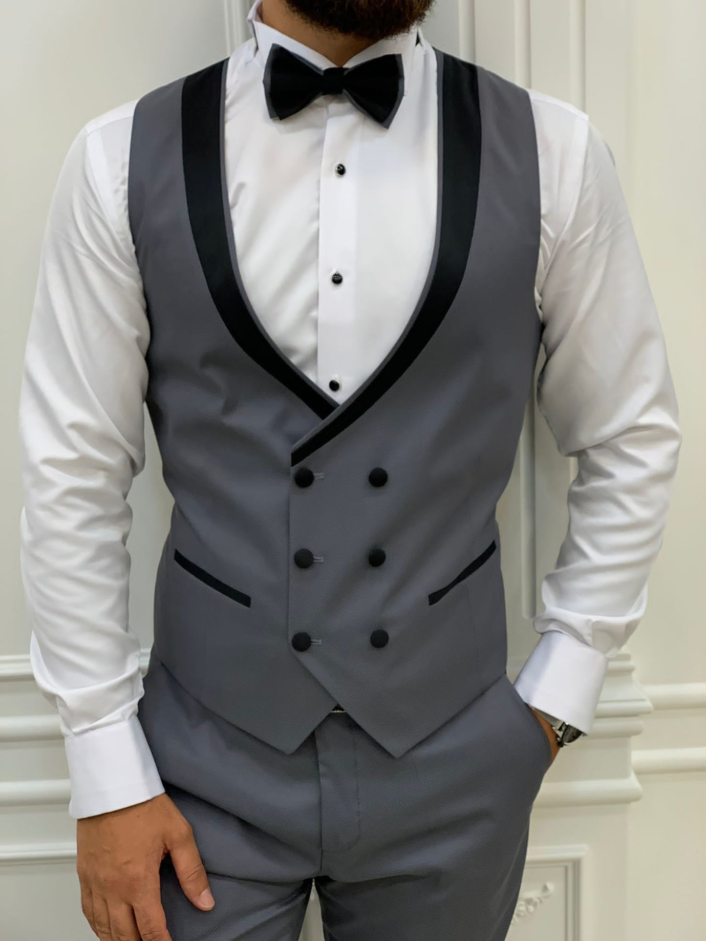 Ventura Gray Slim Fit Peak Lapel Tuxedo – Elevate Your Formal Wardrobe