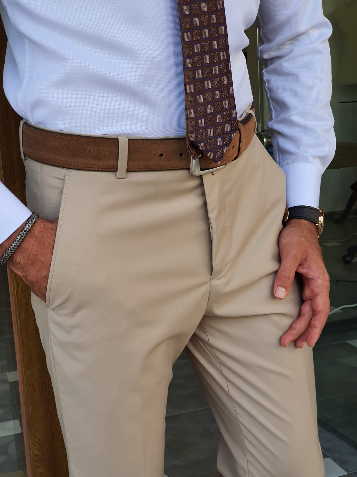 Boston Beige Slim Fit Peak Lapel Wool Suit - Elevate Your Wardrobe