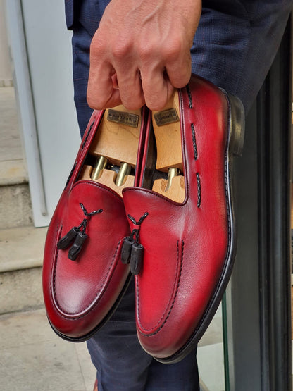 Fort Worth Red Tassel Loafer - Elegant Leather Footwear for Men