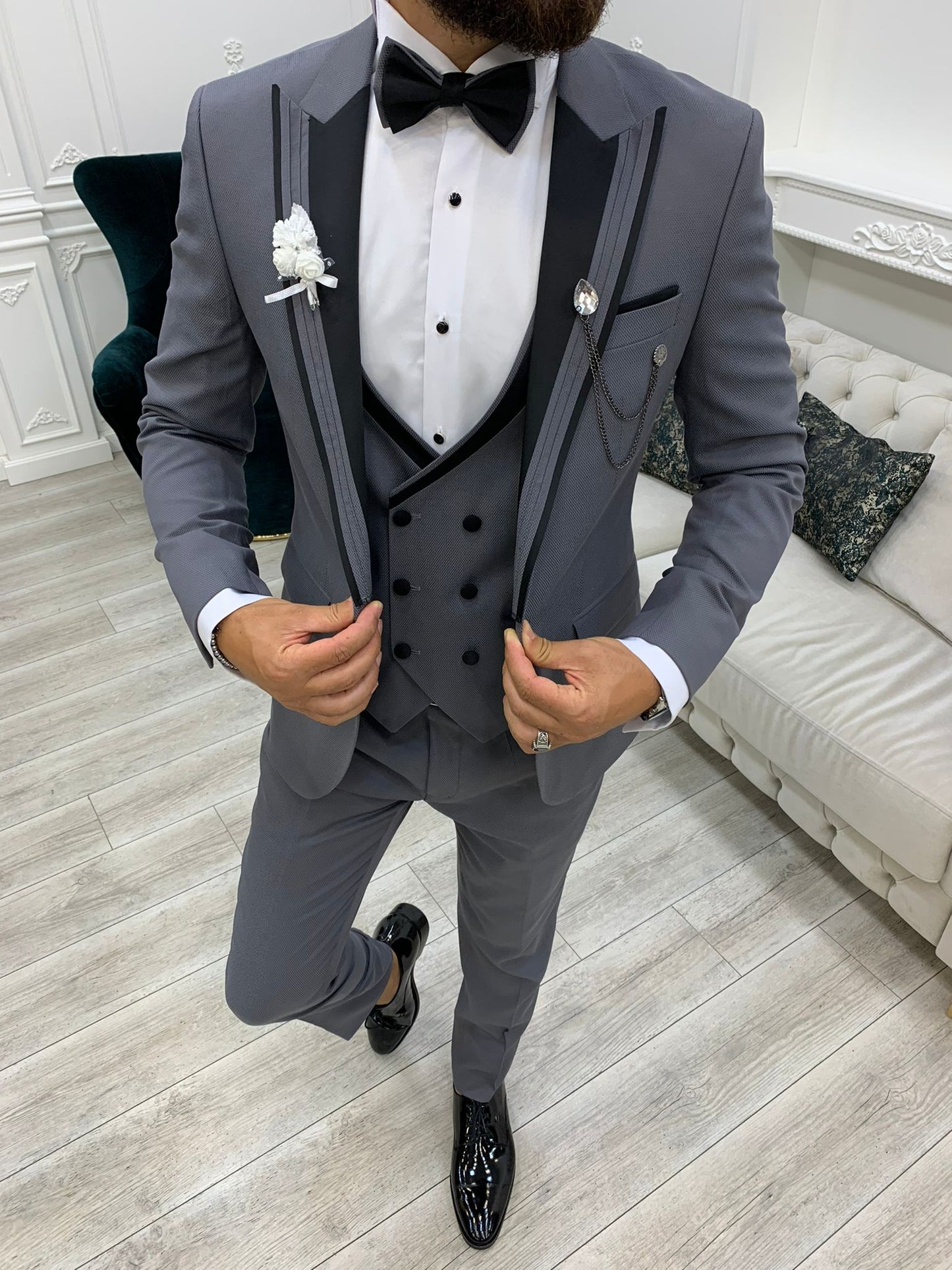 Ventura Gray Slim Fit Peak Lapel Tuxedo – Elevate Your Formal Wardrobe