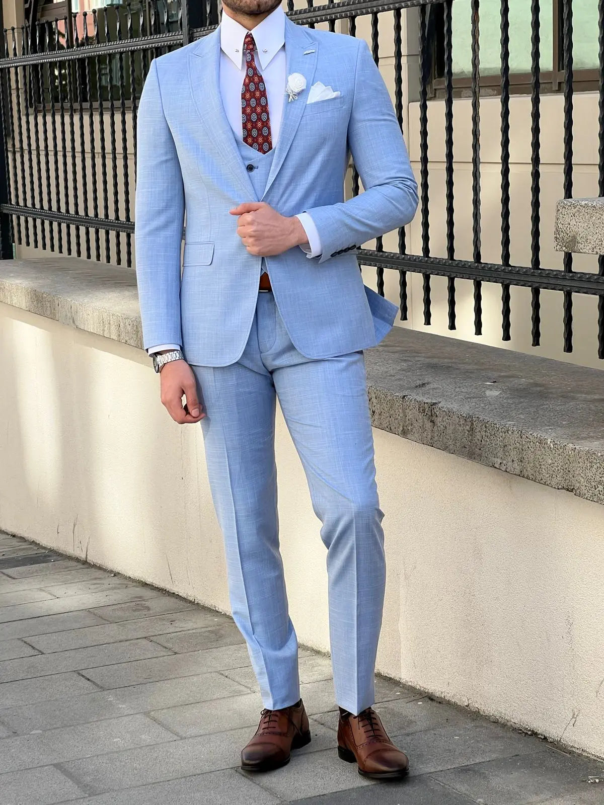 Edmond Sky Blue Slim Fit Peak Lapel Wool Suit: Elegance Redefined BOJONI