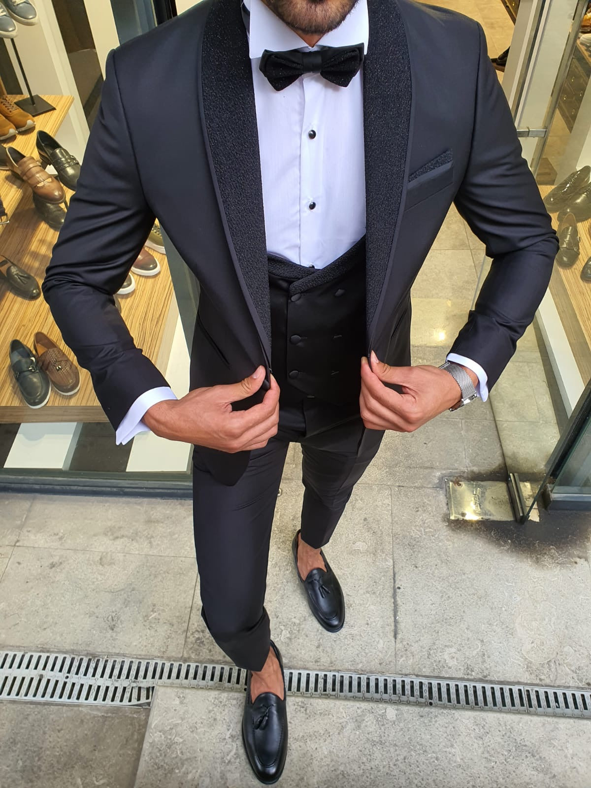 Midvale Black Slim Fit Shawl Lapel Tuxedo