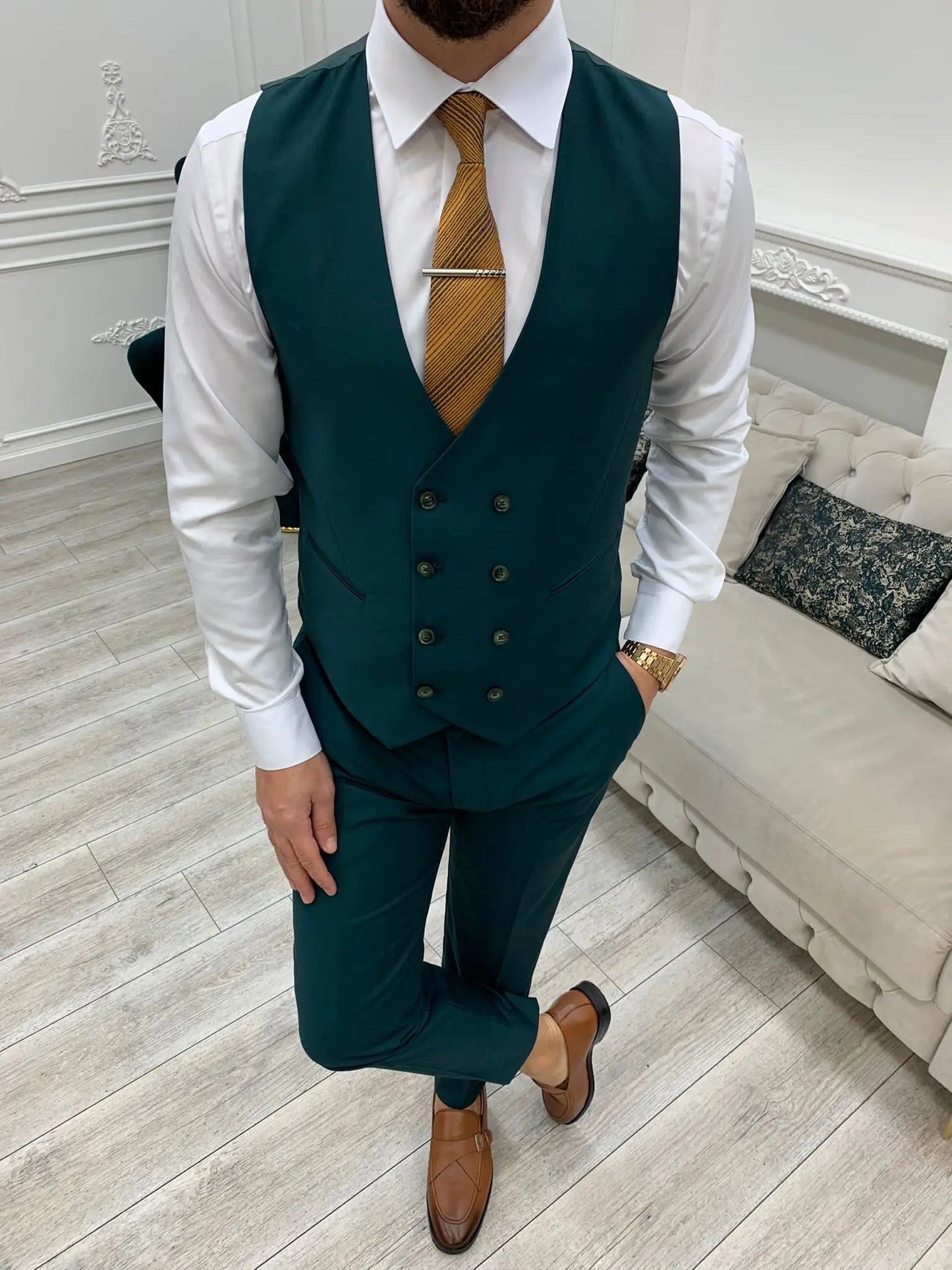 Amato Green Slim Fit Peak Lapel Suit - Versatile Three-Piece Elegance brabion