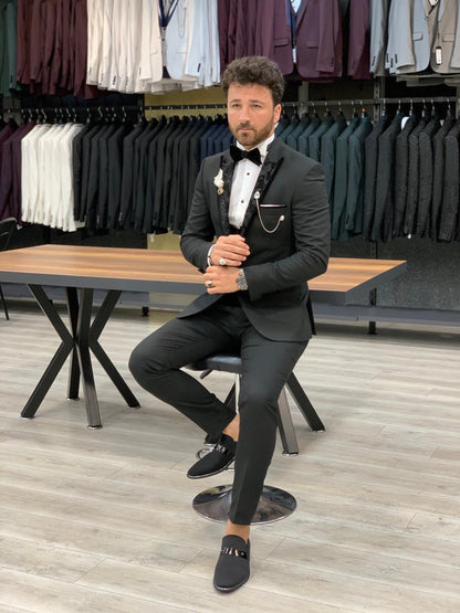 Genova Black Slim Fit Peak Lapel Tuxedo for Elegant Occasions